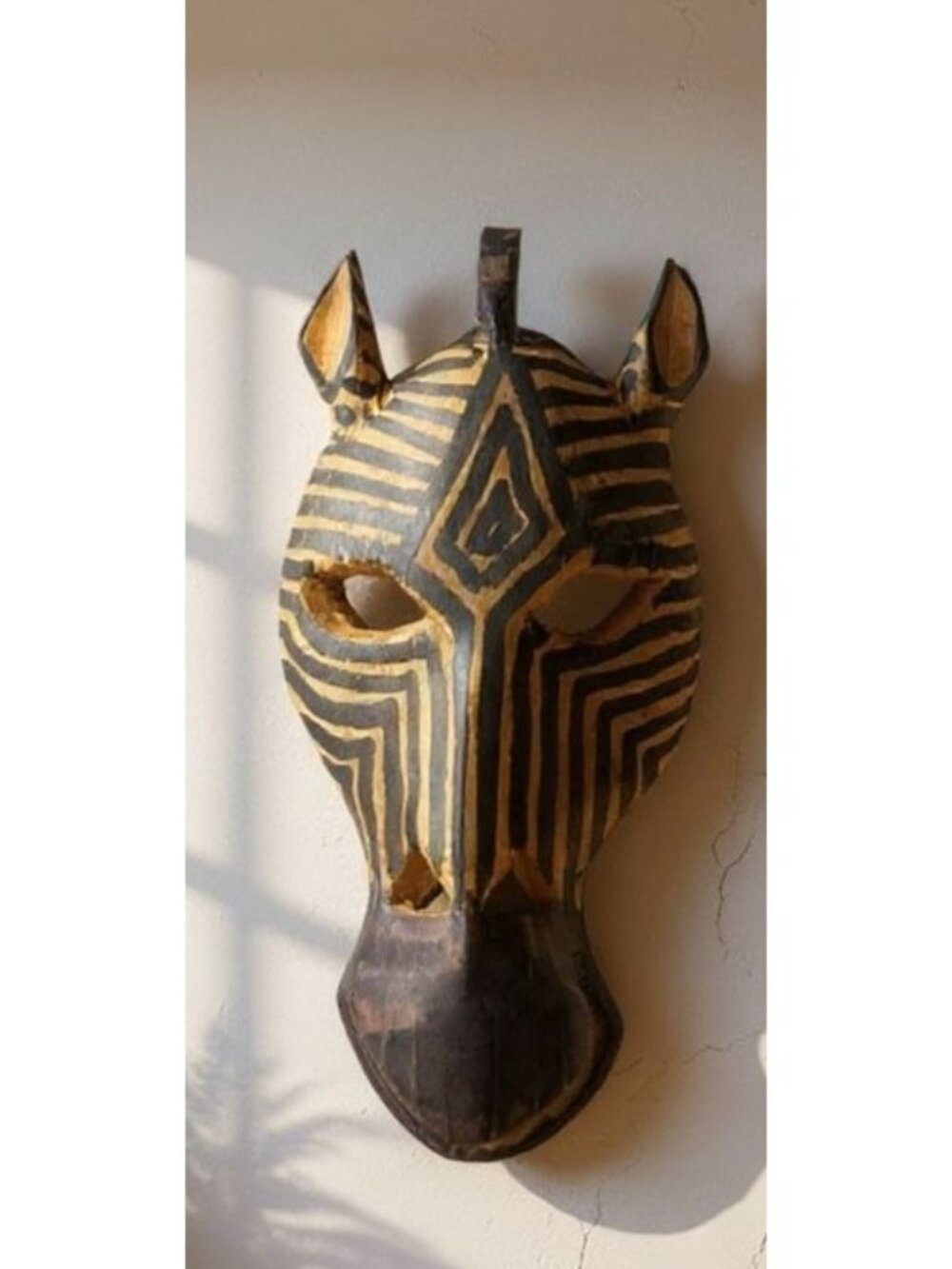 Hand-Carved Wooden Zebra Mask Wall Art Tribal African-Inspired Decor